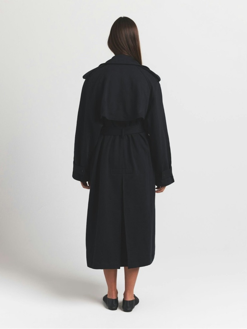 SKIMS Boyfriend Fleece Oversized Trench Coat - Picture 2 of 7
